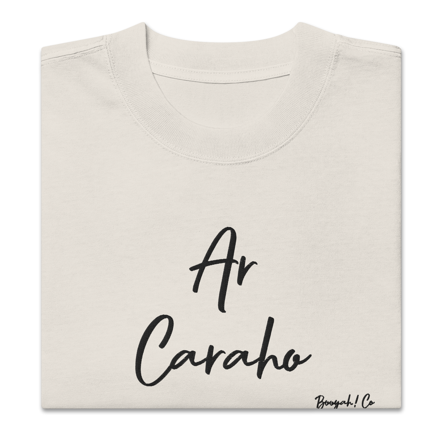 Camiseta oversize bordada AR CARAHO hueso